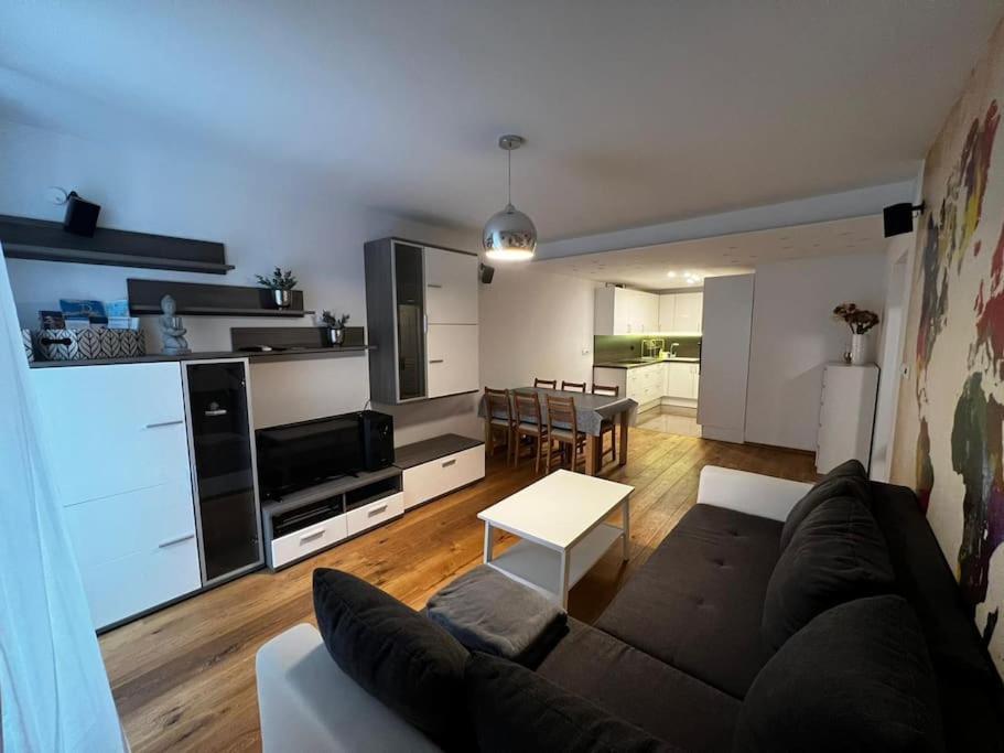 Porec, Tolle 3 Zi-Whg, Sehr Zentral, Top Zustand! Mit Internet Und W-Lan! Exteriér fotografie